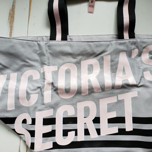 Victoria's Secret Handbags - Authentic Victoria Secrets Tote Bag Brand New